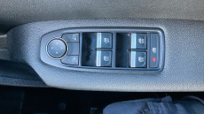 Renault Captur 1.3 TCE 140 SE Edition 5dr Petrol Hatchback